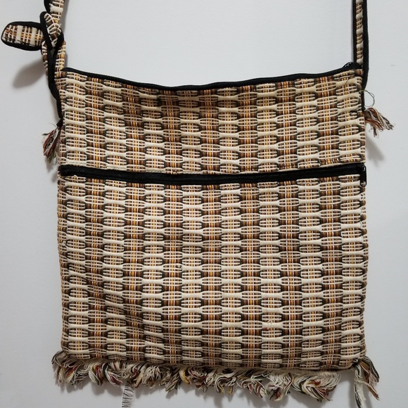 Handbags - Textured crossbody or shoulder bag